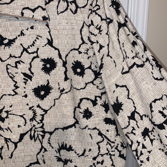 ST. JOHN SPORT BY MARIE GRAY JACKETS AND COATS - Picture 4 of 10